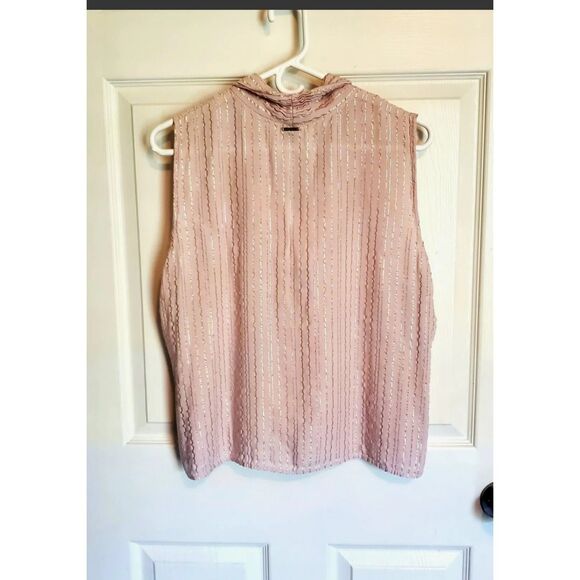 Anne Klein XL Pink Top With Gold Stripe & Bow V Neck. Great Alone Or Layered - Picture 5 of 7